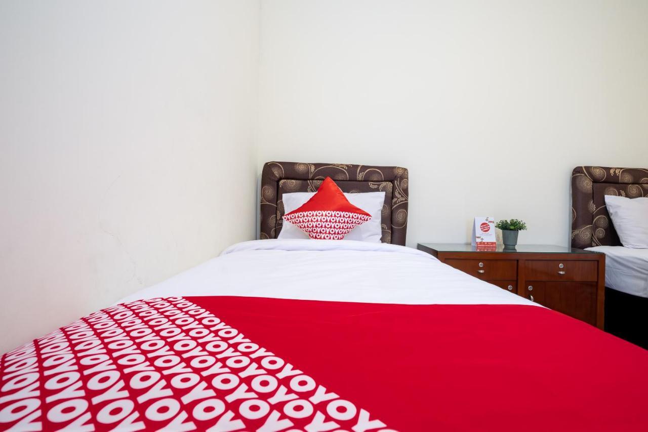Oyo 2347 Griya Patran Hotel Ngabean Luaran gambar
